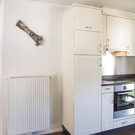 Brisi 4bl Apartment