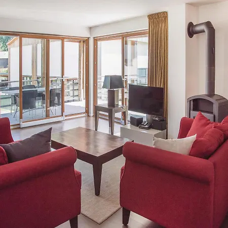 Brisi 4bl Apartment
