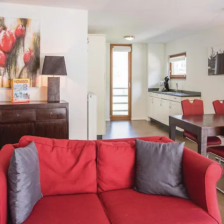 Apartment Brisi 4bl